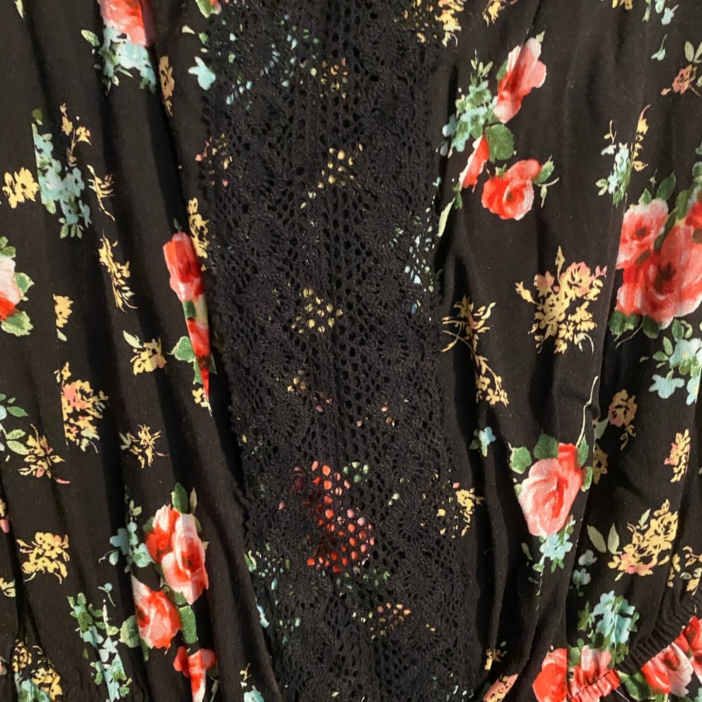 Romper - Picture 2 of 5